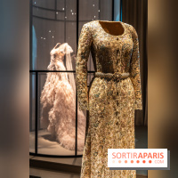 Exposition Le Grand Numéro de Chanel au Grand Palais Éphémère à Paris - robe - pub