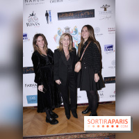 ©Rachid Bellak - Isabelle Bartoux co-fondatrice et dirigeante des Galeries Bartoux et ses filles Laura et Chloé (3)