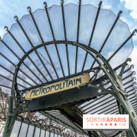  Le dernier édicule de type B d'Hector Guimard - Métro Porte Dauphine  -  A7C5192