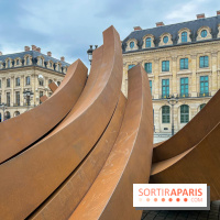 Les installations de Bernar Venet Place Vendôme