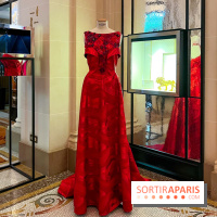Exposition mode au Plaza Athénée pour la Fashion Week Haute Couture
