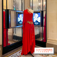 Exposition mode au Plaza Athénée pour la Fashion Week Haute Couture