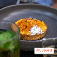 Le restaurant - terrasse Quai Ouest en mode estivale avec ses Dîners Braséro