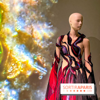 L’exposition retrospective de la créatrice de mode Iris Van Herpen au Musée des Arts Décoratifs