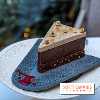 La bûche de Noël de l’Hôtel Barrière Le Fouquet’s Paris 2023