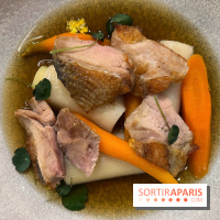 Ma Dame, le restaurant de l'hôtel Marignan Champs-Elysées - Pot-au-feu de pintade poireaux