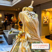 Sofitel Paris Le Faubourg décor de Noël 2023 - Robes sapin couture - image00009