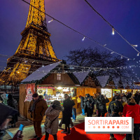 Marché de Noël 2023 au pied de la tour Eiffel - Quai Jacques Chirac