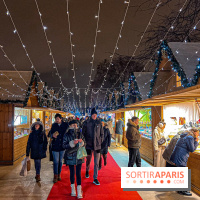 Marché de Noël 2023 au pied de la tour Eiffel - Quai Jacques Chirac