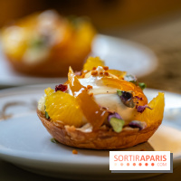 Le tea time du Bar à desserts de Ladurée Champs-Elysées -  A7C2301