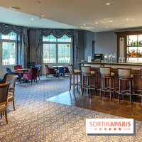 Disneyland Hotel à Disneyland Paris bar fleur de lys