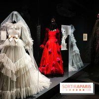 Transparences, la nouvelle exposition mode du Musée Yves Saint Laurent