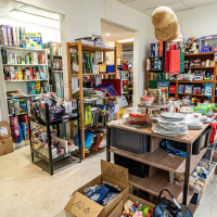 La Braderie solidaire ADM, les boutiques à Guyancourt - les photos