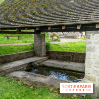 Village de Medan dans les Yvelines -  lavoir de la mairie