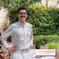 La terrasse jardin Summer de la Bauhinia au Shangri-La Paris