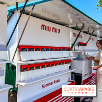 Miu-Miu distribue des livres et des glaces gratuites sur les quais parisiens ! - image00009