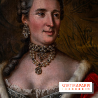 Exposition 'Bijoux de Scène de la Comédie Française' à l'hôtel historique de Mercy-Argenteau qui se dévoile