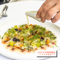 La terrasse du Jardin Privé à Châtelet Les Halles en mode barbecue  -  carpaccio de bar