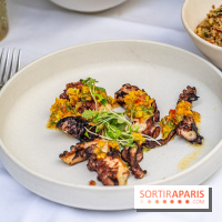 La terrasse du Jardin Privé à Châtelet Les Halles en mode barbecue  -  poulpe grillé