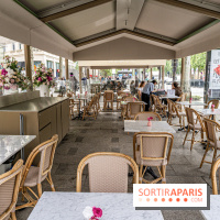 Le Café de la Rose Lancôme par Nina Métayer sur les Champs-Elysées à Paris -  A7C7210
