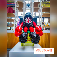 Les homards de l'artiste pop Philip Colbert envahissent la Station F pour une expo gratuite insolite - IMG20240708164809