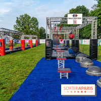 La Fan zone de Saint-Quentin en Yveli!nes, soirée Ofenbach et drones -  A7C0324