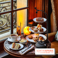 L'élégant Tea Time du Saint James Paris, à savourer dans l'écrin feutré de sa bibliothèque