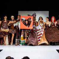 Salon du chocolat 2024 : Rendez-vous à Paris Expo - Porte de Versailles - Soiree Ouverture 04 Defile 0111