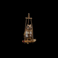Une exposition de bijoux gratuite : rendez-vous sur les Grands Boulevards à L’École des Arts Joailliers Paris - 21. Pendentif Hibou, vers 1880   Collection Privée © Albion Art Jewellery Institute.