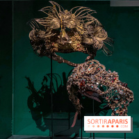 Bijoux de scène de l'Opéra de Paris : l'exposition de parures merveilleuses au Palais Garnier