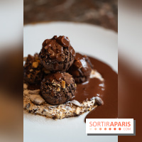 Le salon de thé de Noël du George V pour une pause gourmande - les photos  -  profiteroles chocolat