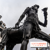 Le Centaure de César à Paris et sa statue de la Liberté miniature -  A7C0239