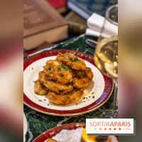 Le Bistro des Livres, le restaurant français pour les amoureux des bouquins -  cuisses de grenouille