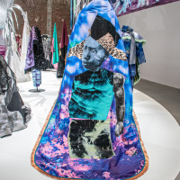 Raphaël Barontini : l'artiste au cœur d'une expo mode au Palais de Tokyo