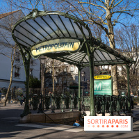Station Abbesses - métro parisien - A7C02724