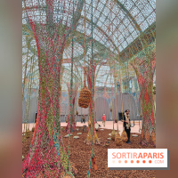 Ernesto Neto tisse une nouvelle installation monumentale gratuite au Grand Palais, nos photos