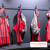 Exposition de vêtements-images de Chalisée Naamani au Palais de Tokyo