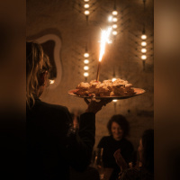 Paillettes Paris : un restaurant festif, une cuisine méditerranéenne  - 65366e72b75ad
