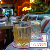 Frivole, restaurant festif, bar et terrasse cachée à Paris, les photos