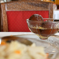 Nirvana Inde : un restaurant indien à la sortie de la station de métro liège - Fotor
