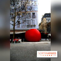 Le RedBall Project de Kurt Perschke débarque à Paris