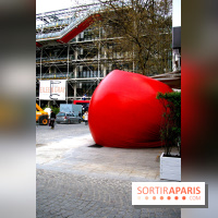 Le RedBall Project de Kurt Perschke débarque à Paris