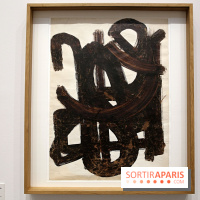 Pierre Soulages : nos photos de son exposition et de ses peintures sur papier à voir au Musée du Luxembourg