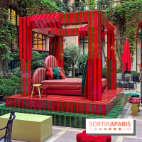 Plaza Athénée : une installation design XXL gratuite signée Uchronia exposée dans la cour du palace - 2