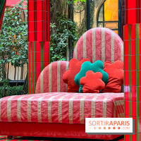 Plaza Athénée : une installation design XXL gratuite signée Uchronia exposée dans la cour du palace - 2