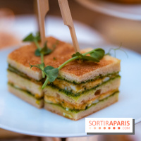 Le tea time Emily in Paris de l'Hôtel du Louvre - A7C04050