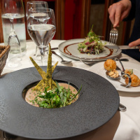 Le Bel Canto Paris, un dîner spectacle insolite dans un cadre chic