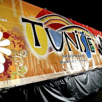 Montage des chars Techno Parade 2010