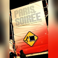 Montage des chars Techno Parade 2010