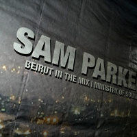 Montage des chars Techno Parade 2010